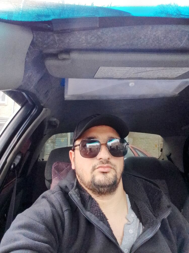  49630256  Ramil, 37 ,    --