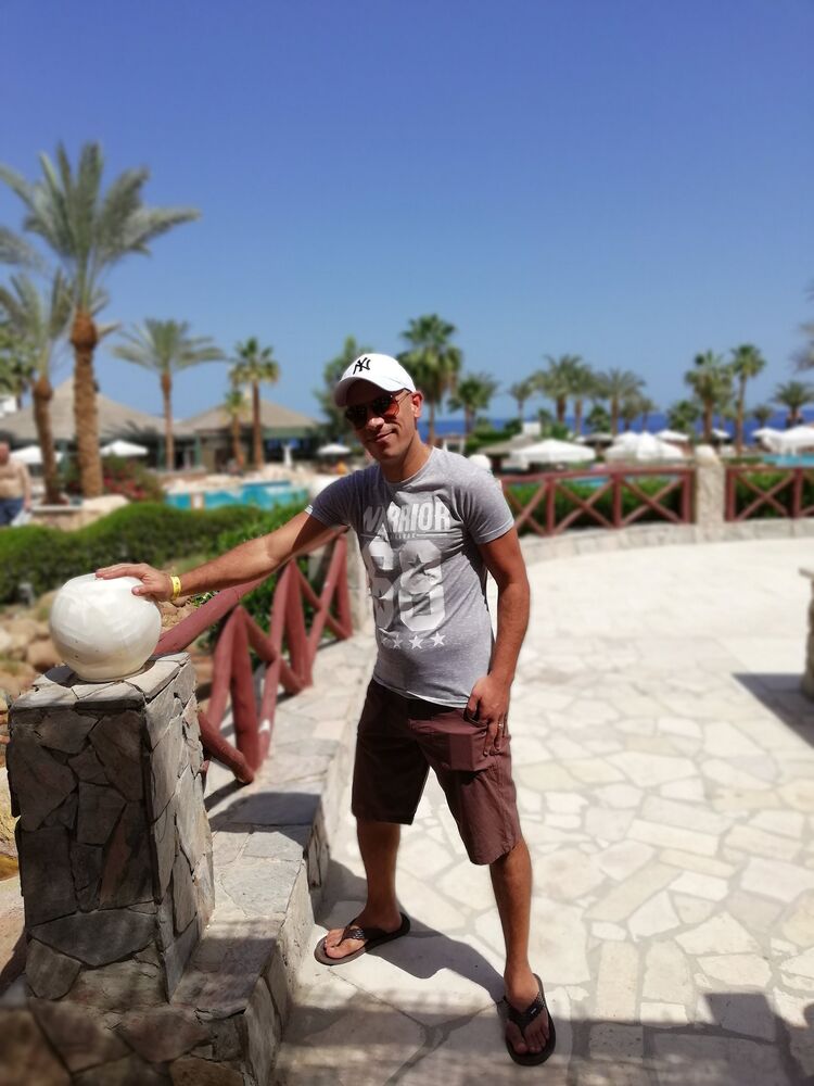  ,   MrEx, 43 ,   ,   , c , 