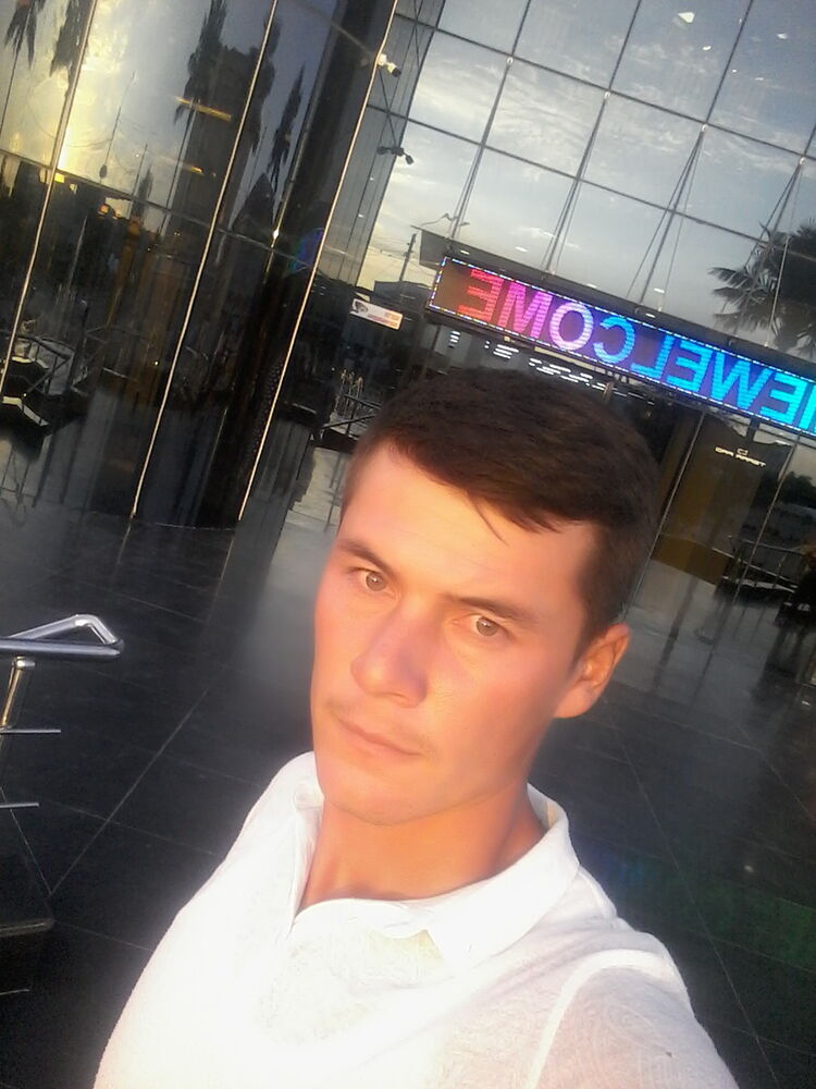  17766016  Asilbek, 31 ,    