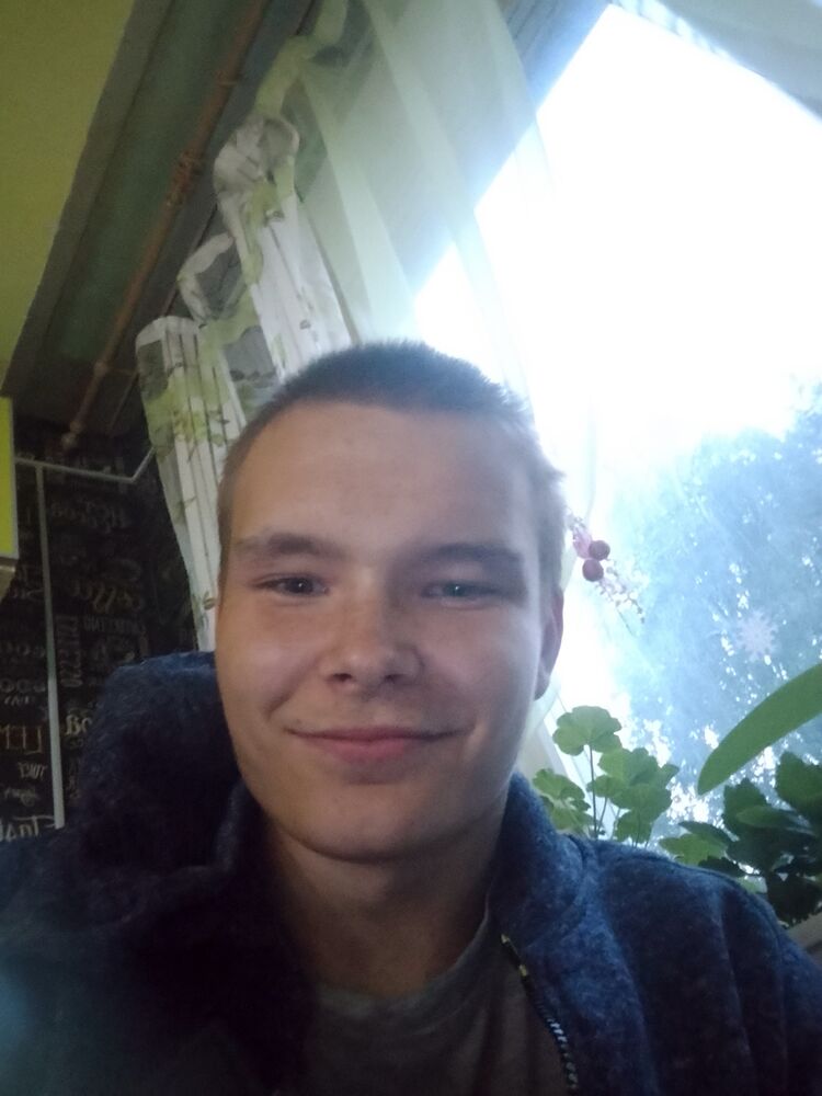  53198006  User Name, 18 ,    