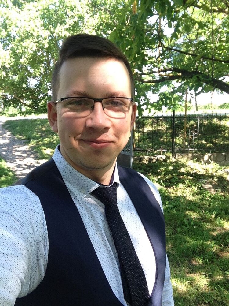  ,   Andrei, 32 ,   ,   , c 
