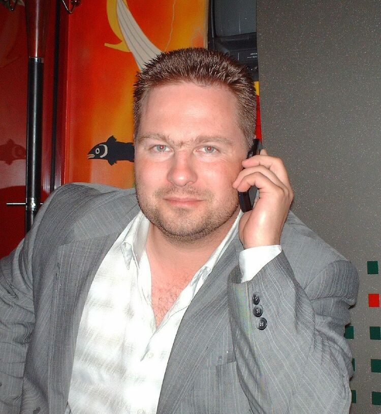  6936206  , 53 ,    -