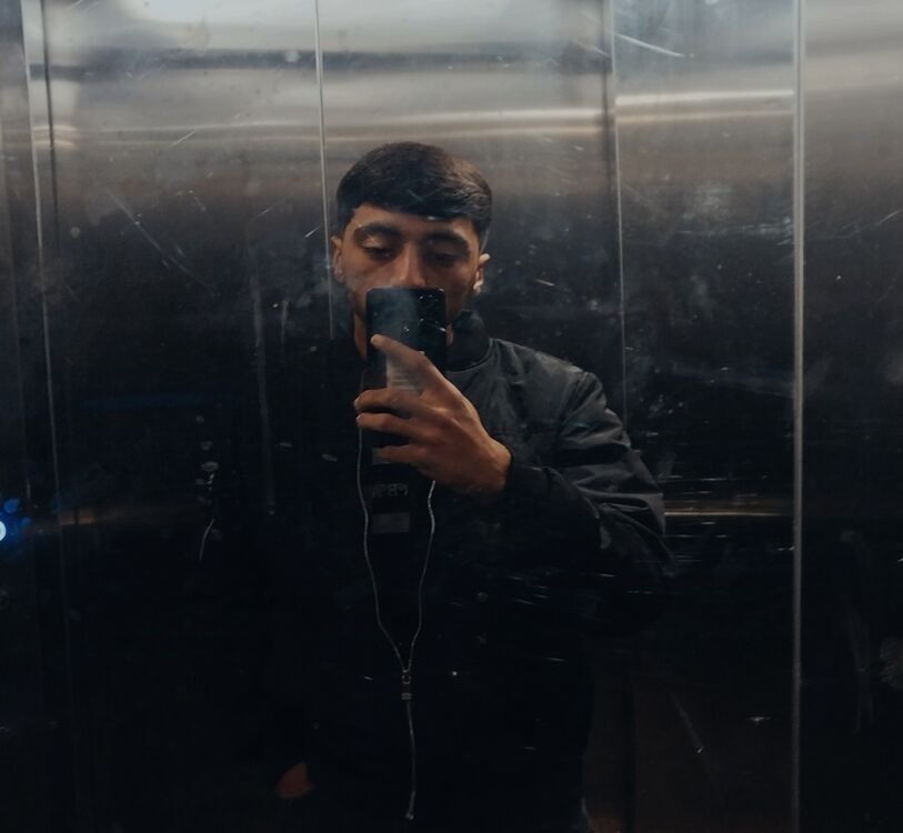  52938916  , 22 ,    