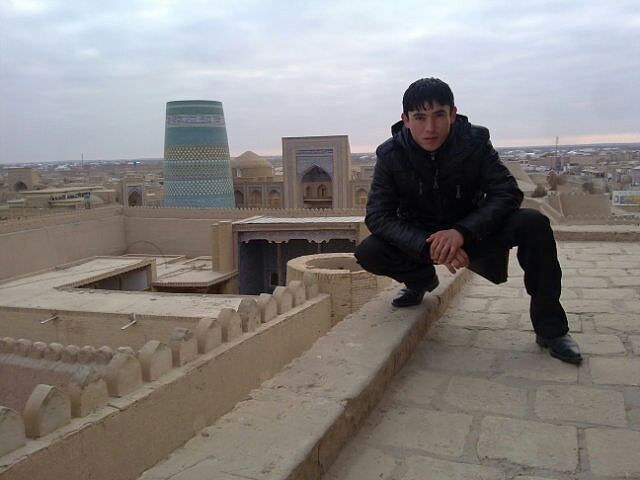  4144246  Navruz, 39 ,    