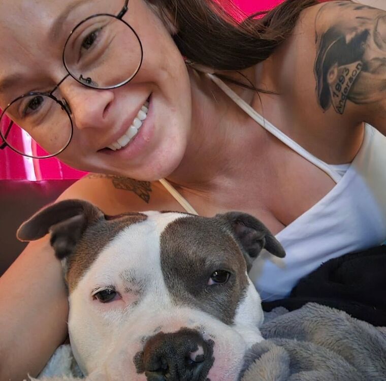  50526596  Chloe, 28 ,    Agneaux