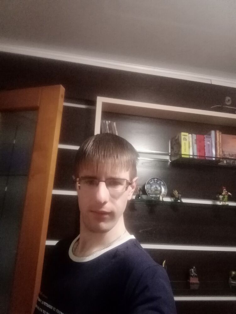  18560576  , 32 ,    