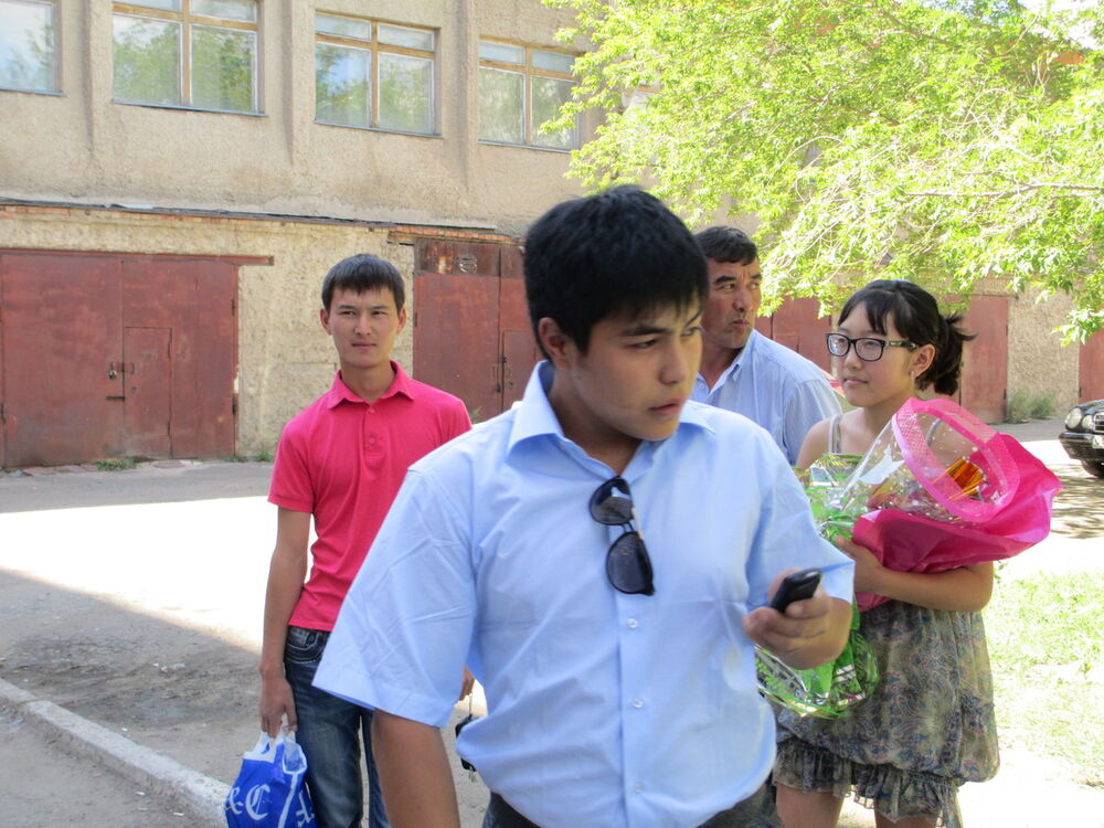  4148196  Asdfgh, 35 ,    