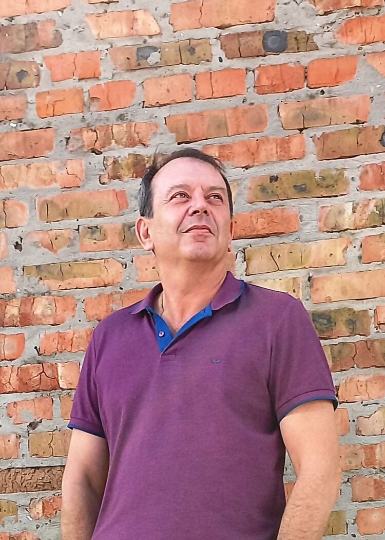  --,   , 53 ,   c 