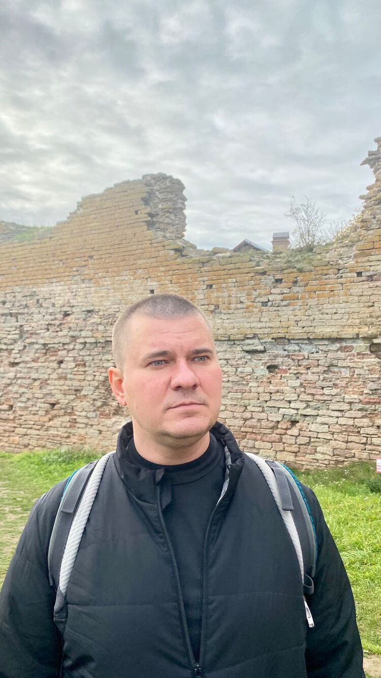  53903356  , 43 ,    -