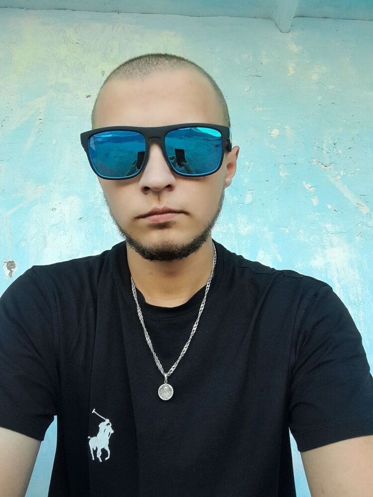  45245956  , 21 ,    -