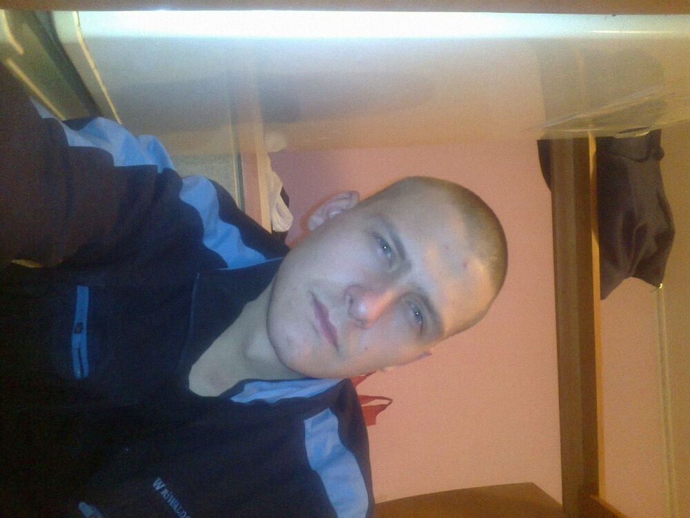  18520066  , 33 ,    
