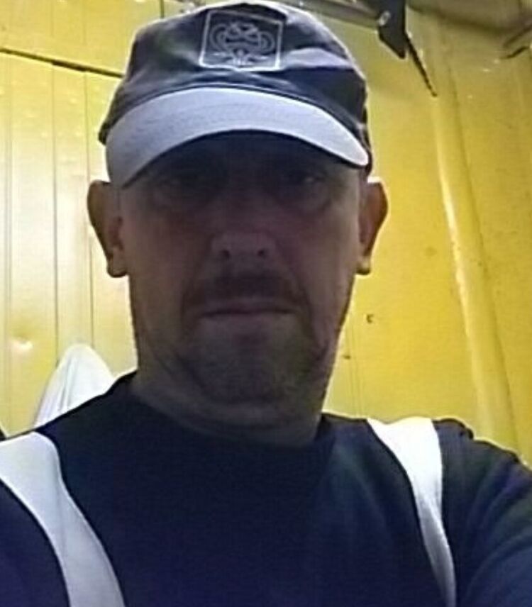  20541806  Arsen, 55 ,    