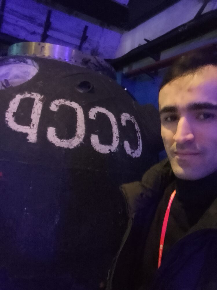  41328336  , 27 ,    