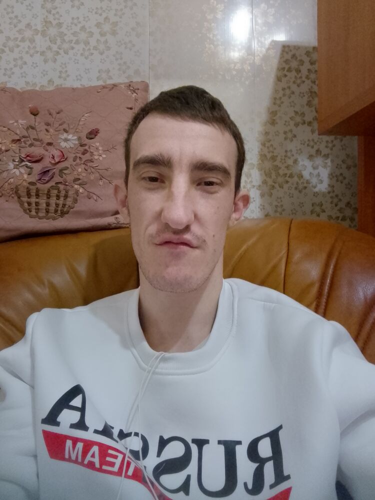  ,   Ilya, 29 ,   ,   