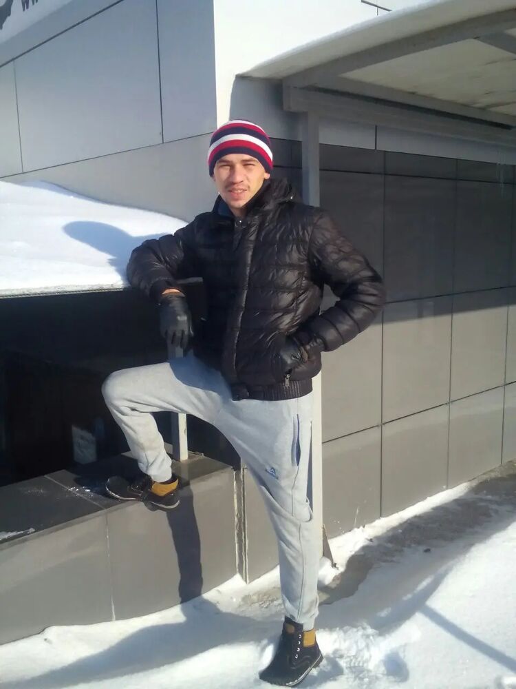  47573156  Aliksia, 33 ,    