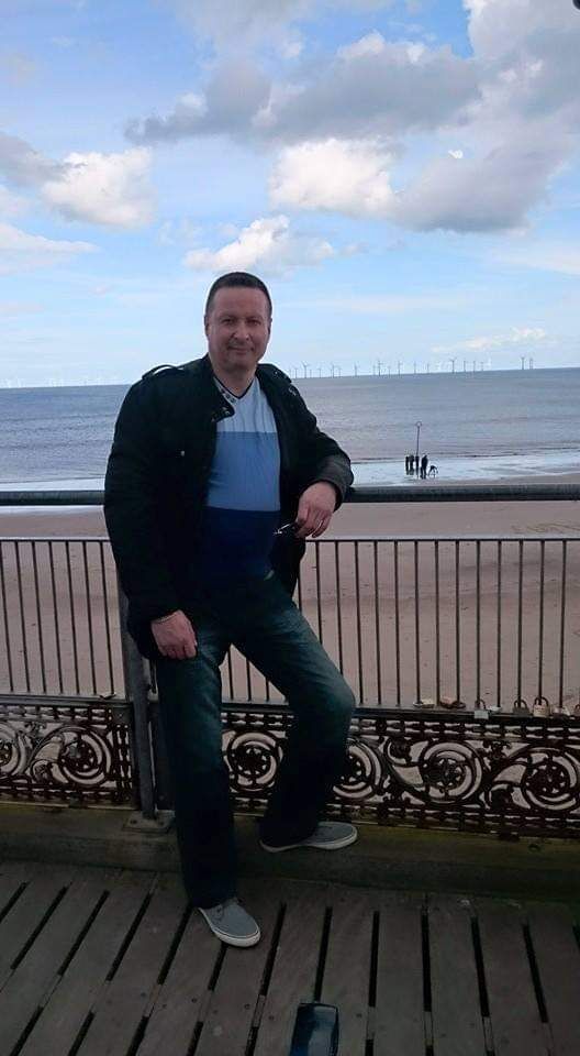  Abbots Langley,   Saulius, 51 ,   