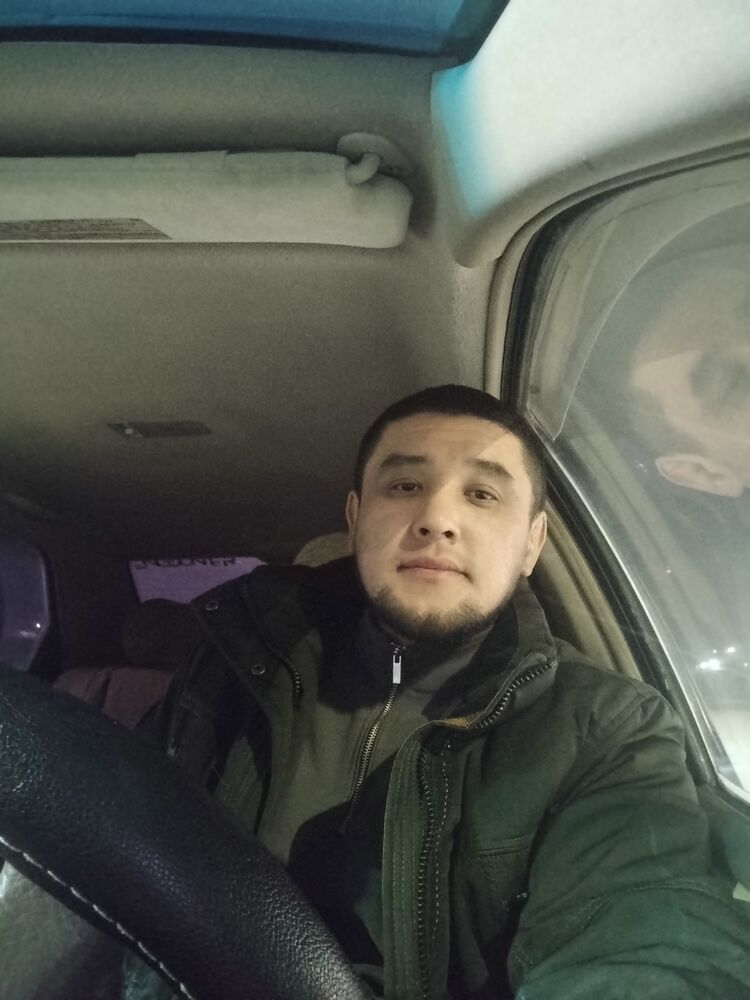  41249736  Dastin, 39 ,    