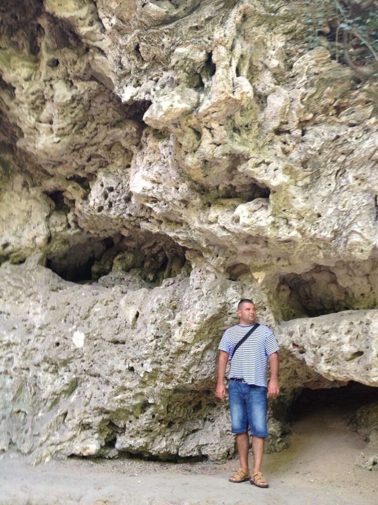  ,   Filip, 45 ,   ,   