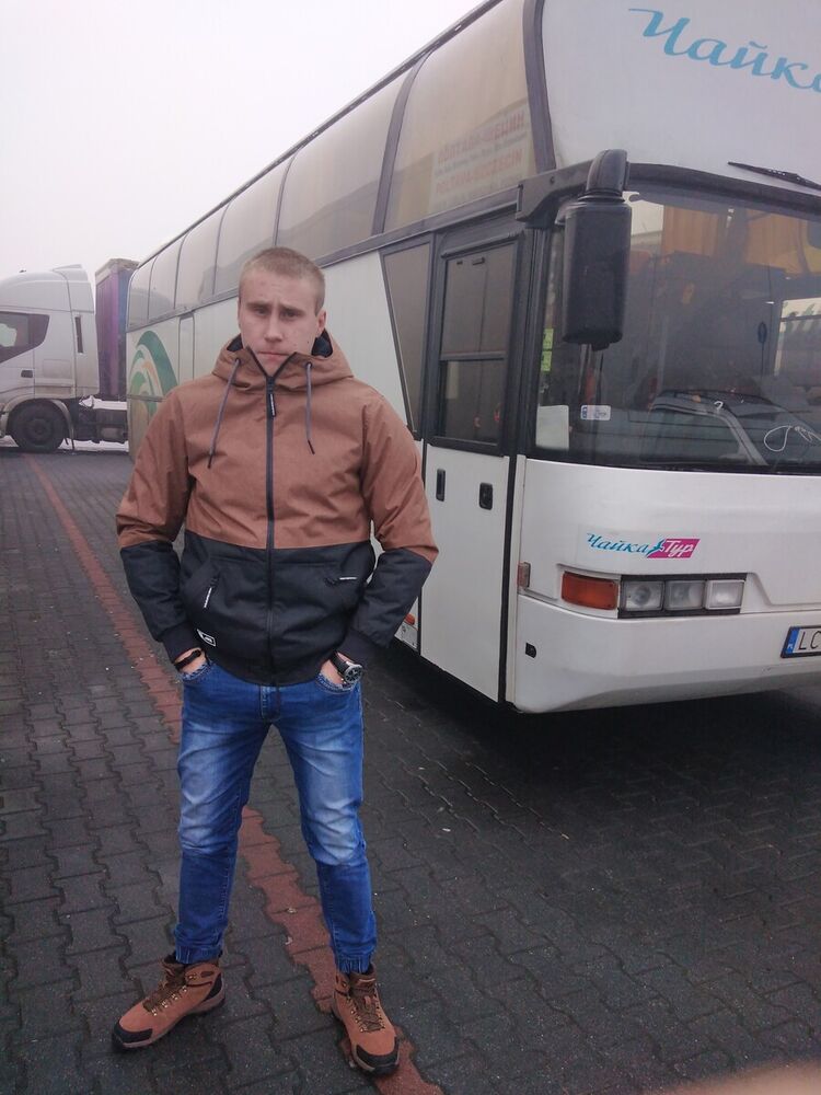  20436586  , 28 ,    Bytow