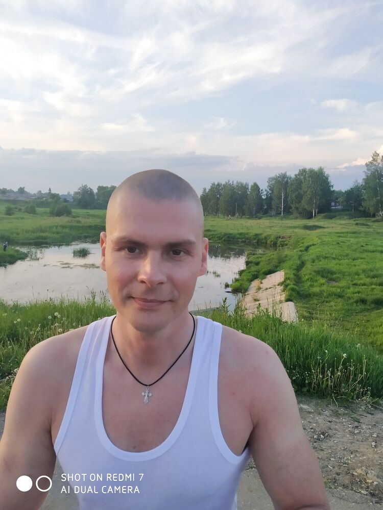  ,   Aleksandr, 37 ,   ,   
