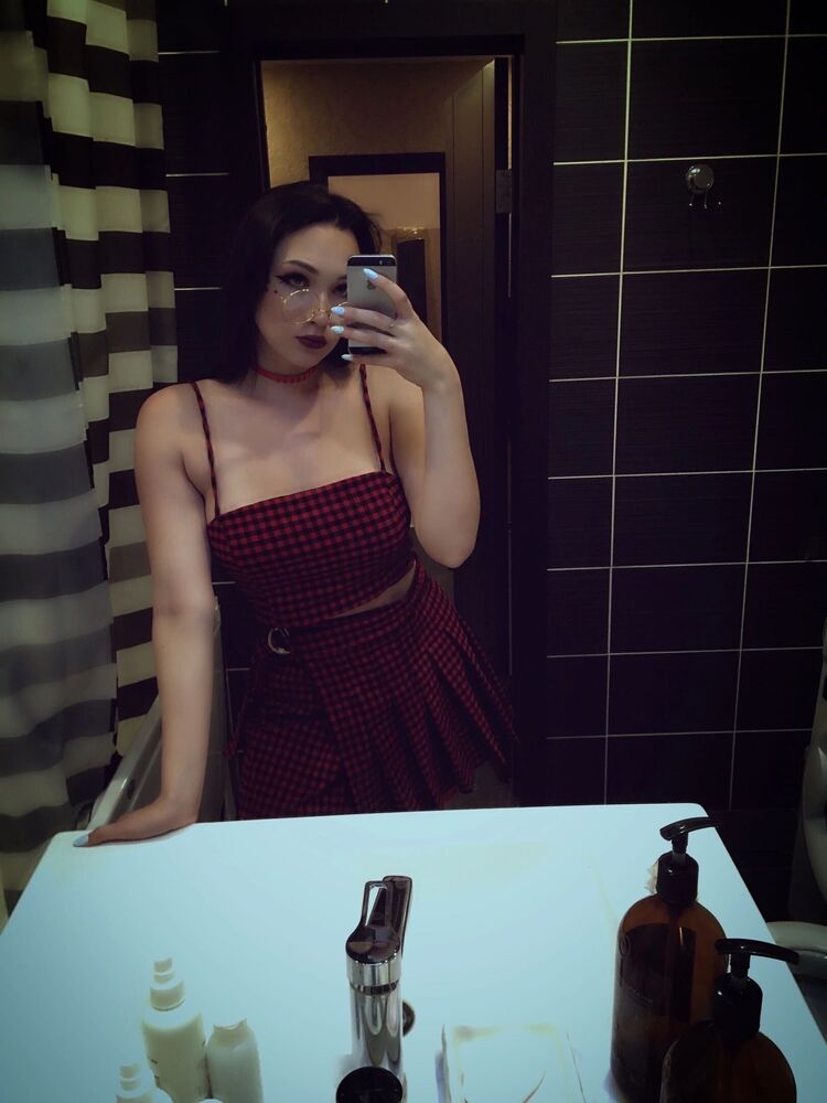  -,   Anna, 23 ,     , c , 