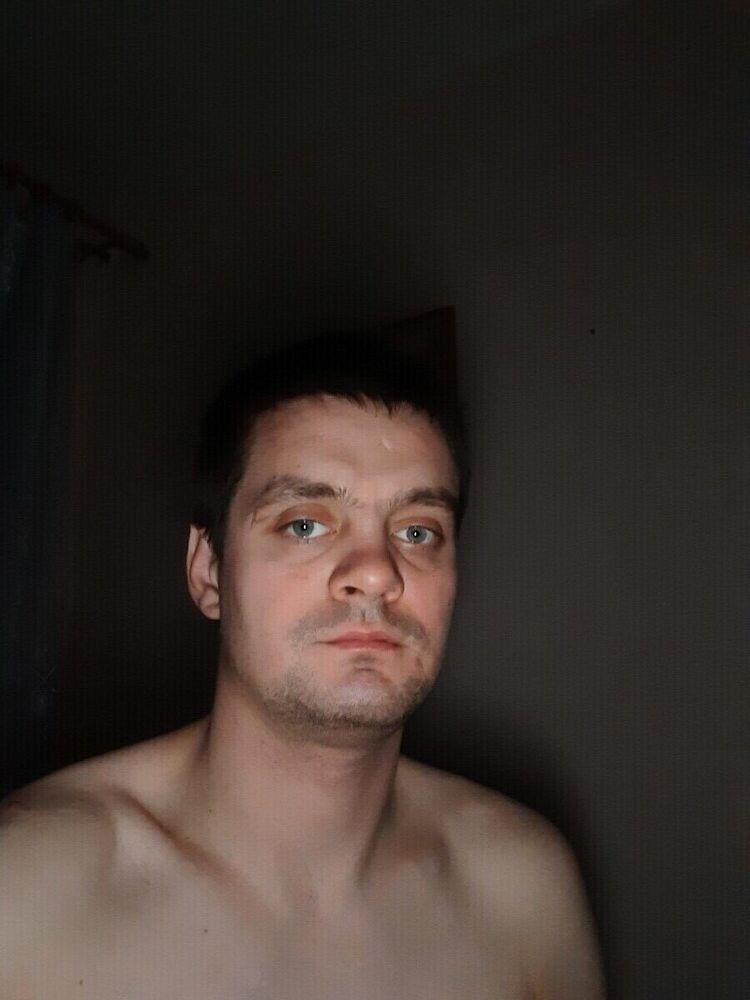  21803956  , 36 ,    