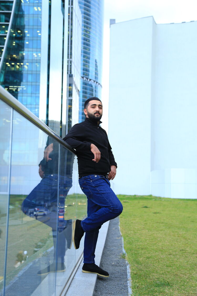  ,   Rufan, 29 ,   ,   