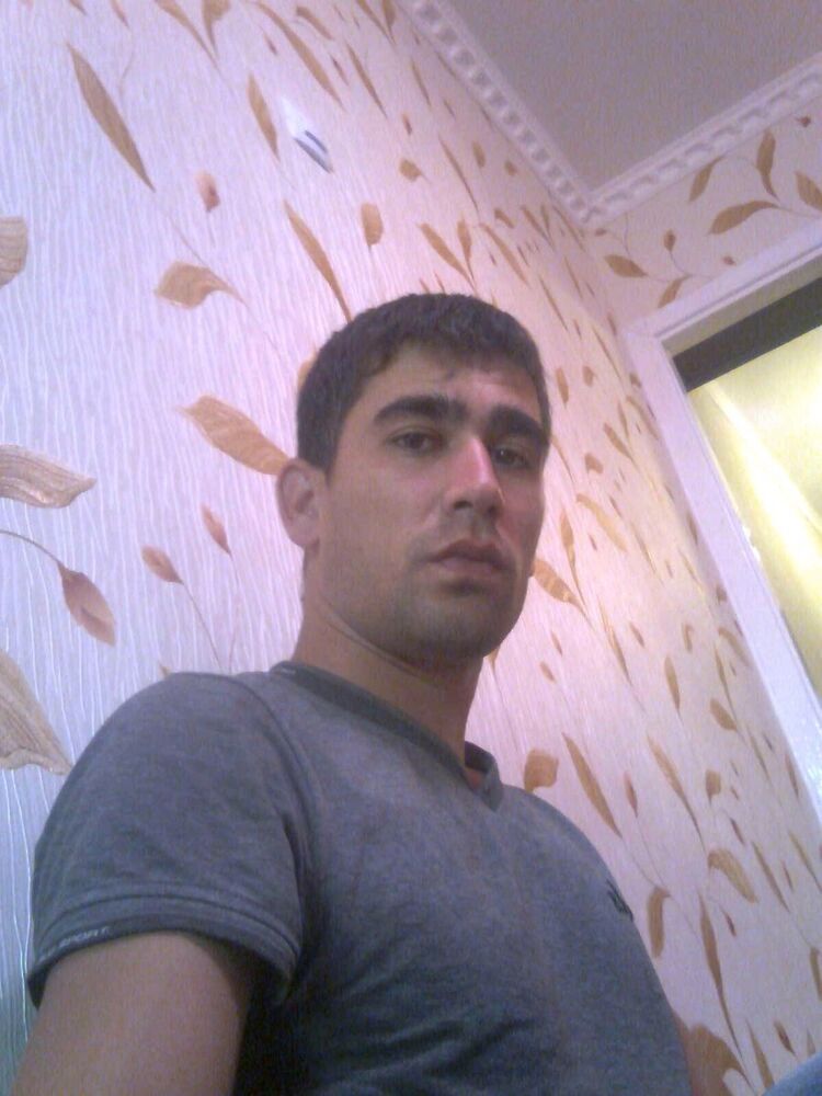  ,   Farid, 35 ,   ,   , 