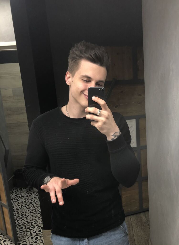  ,   Mark, 25 ,   