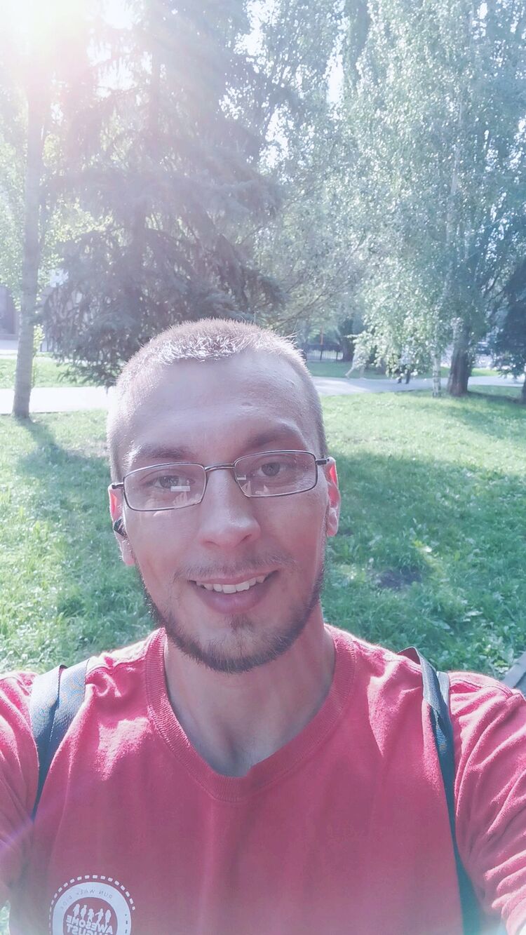  36431016  Eduard, 31 ,    