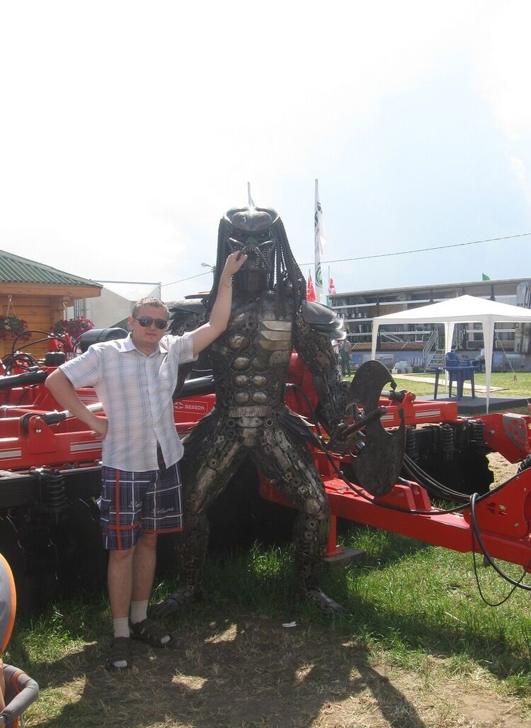  ,   Denis, 40 ,   ,   , c 