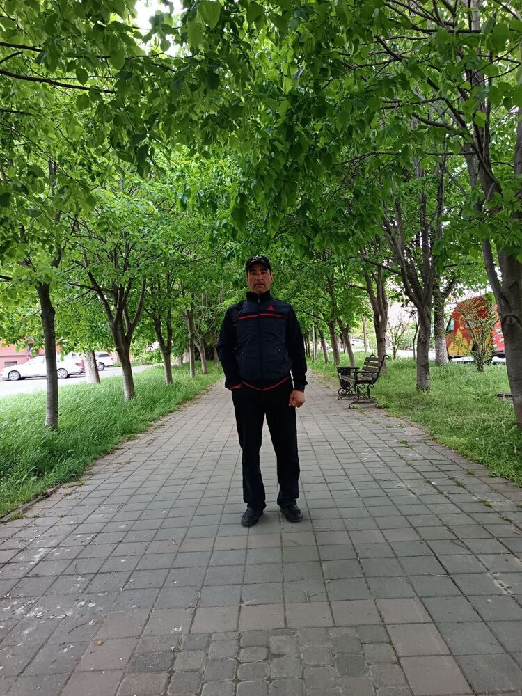  ,   Bladimir, 48 ,   ,   