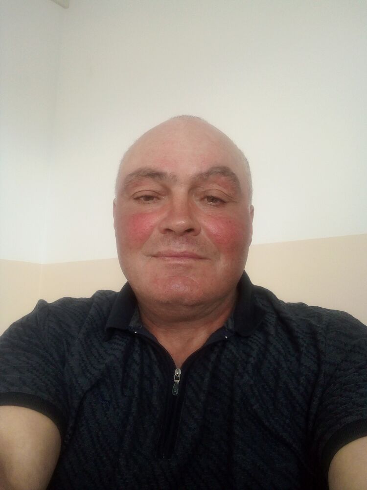  35253596  Arsen, 51 ,    -
