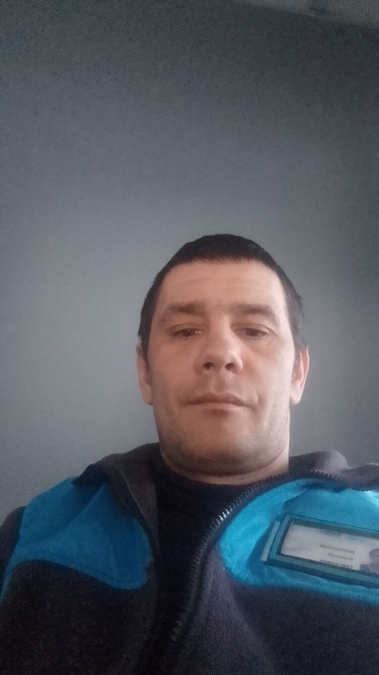  45233096  , 44 ,    