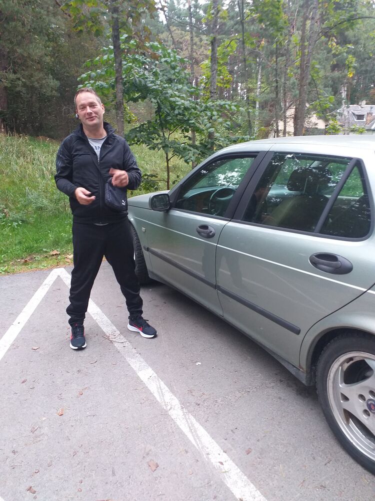  ,   Aleksej, 46 ,   ,   , c 