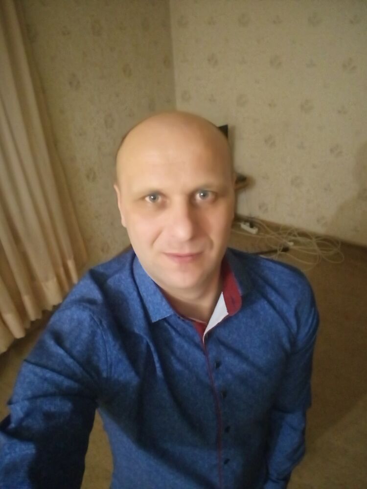  27505296  Vasily, 41 ,     