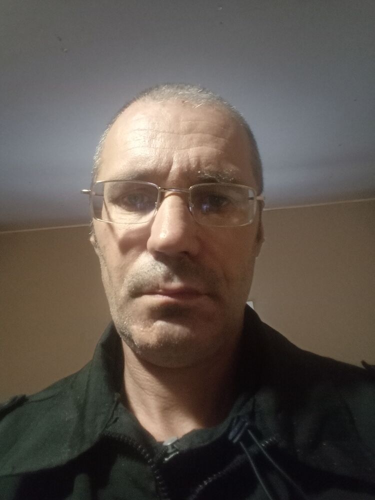  54734576  Alexei, 46 ,    