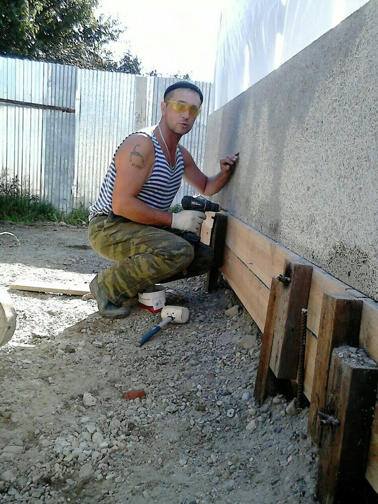  10025936  , 52 ,    