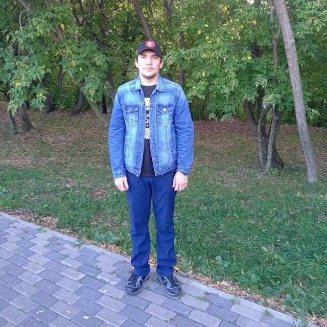  19023306  , 33 ,    