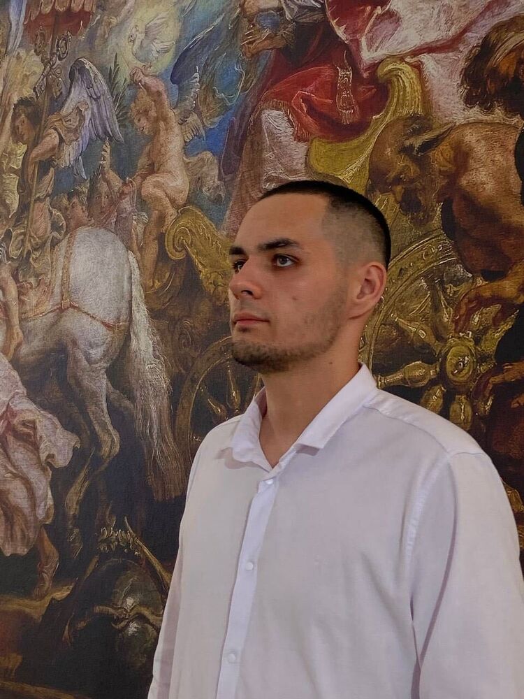  53399766  , 23 ,    --