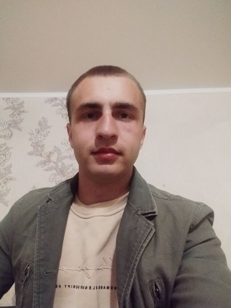  52442876  , 24 ,    