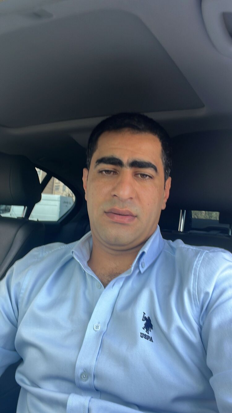  30081886  Nariman, 33 ,    