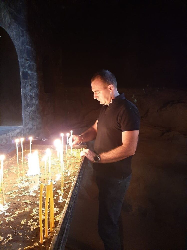  --,   , 41 ,   ,   