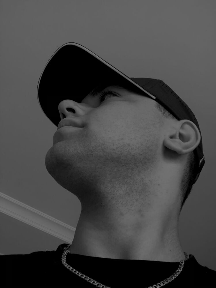  43705866  , 19 ,    