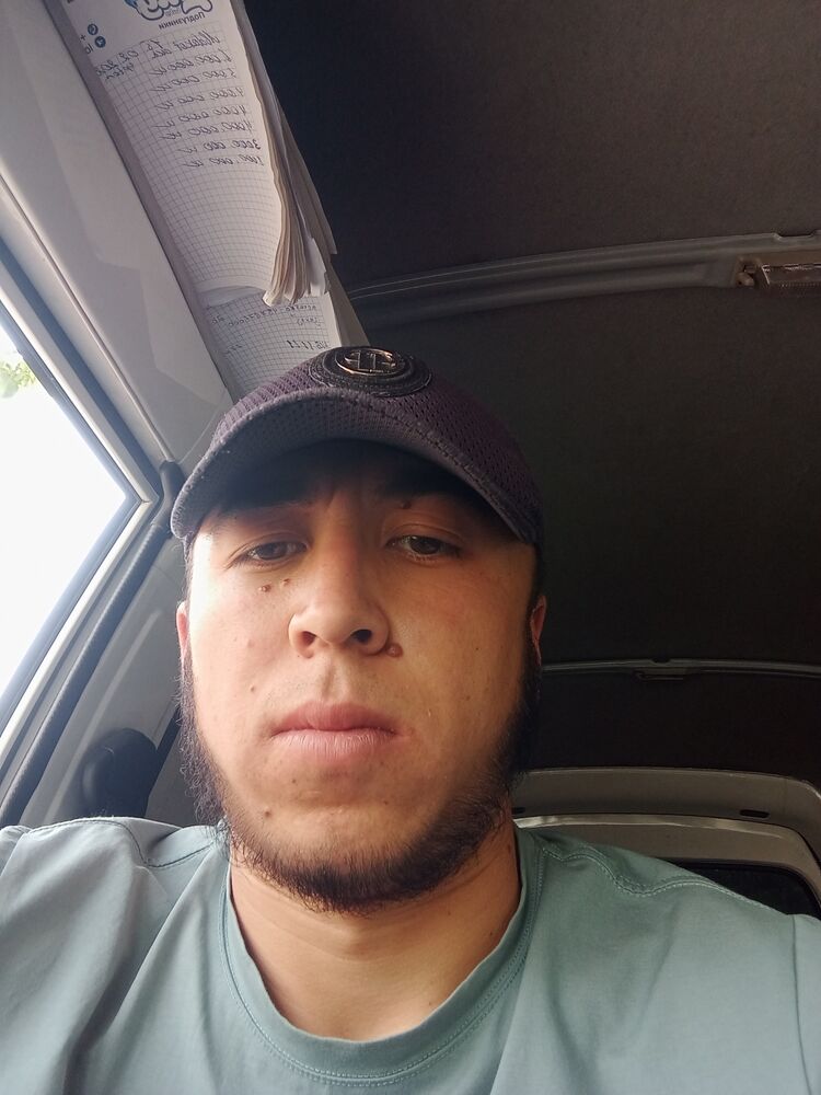  33808456  Ziyodlla, 23 ,    