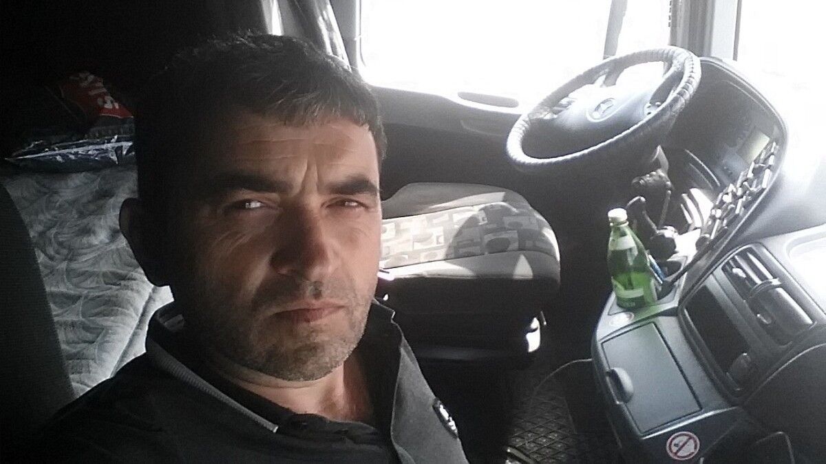  17254136  Subhan, 47 ,    