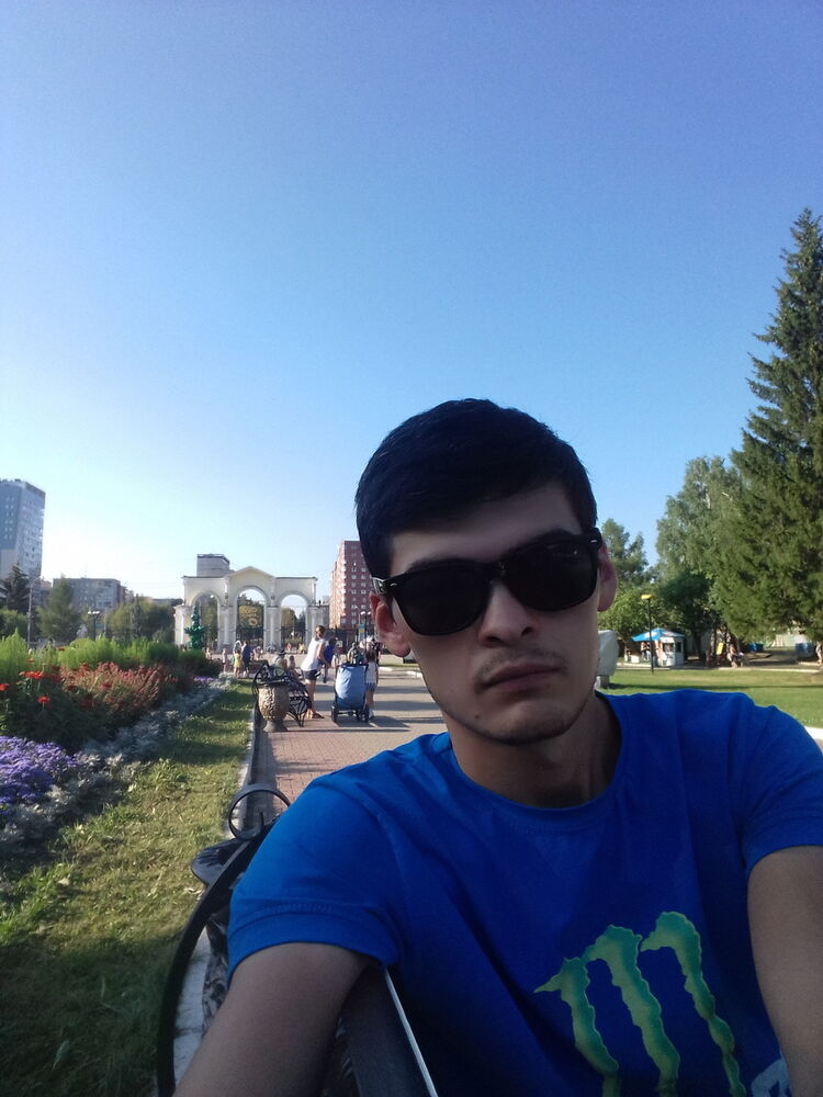  -,   Bek, 32 ,   