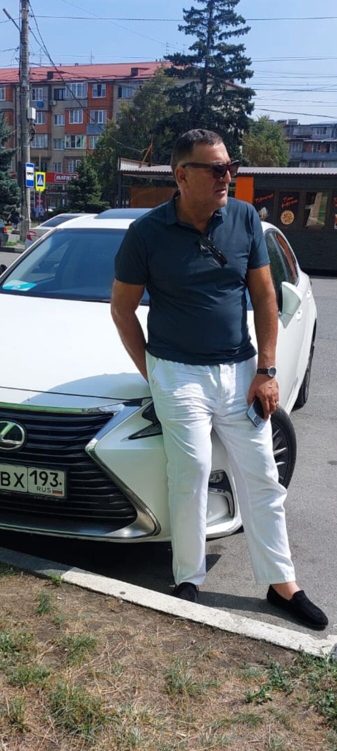  52354876  , 45 ,    --