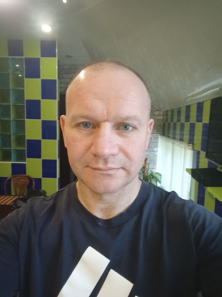  43678556  , 49 ,    