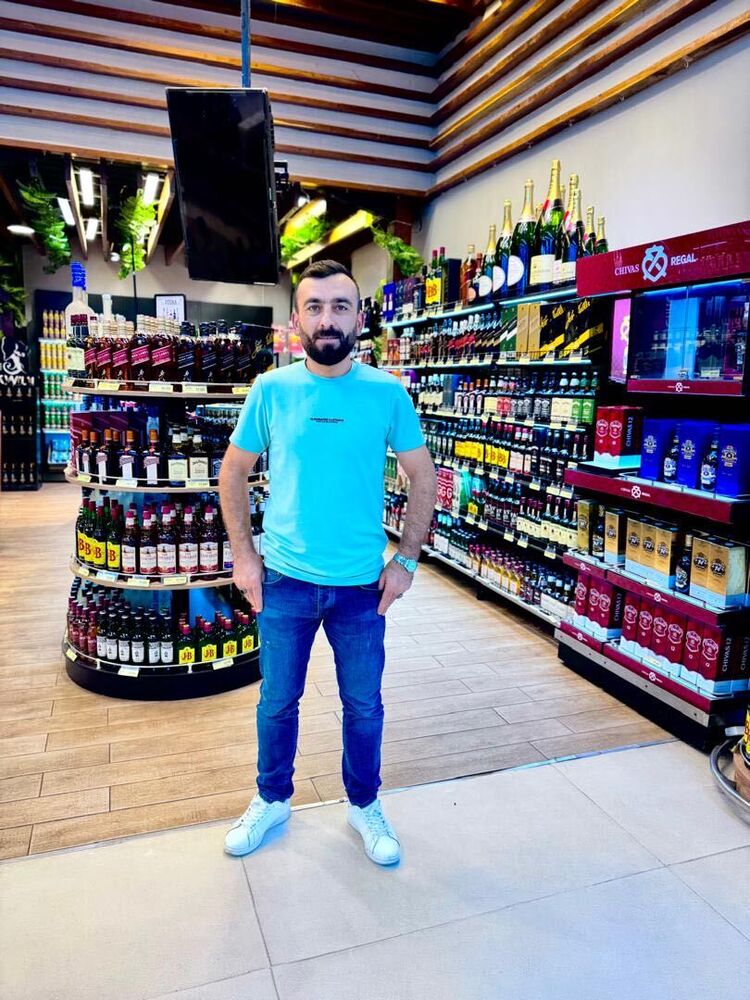 ���������� Lambeth, ���� ������� Yasin, 34 ����, ������������ ��� ������, ����� � ���������